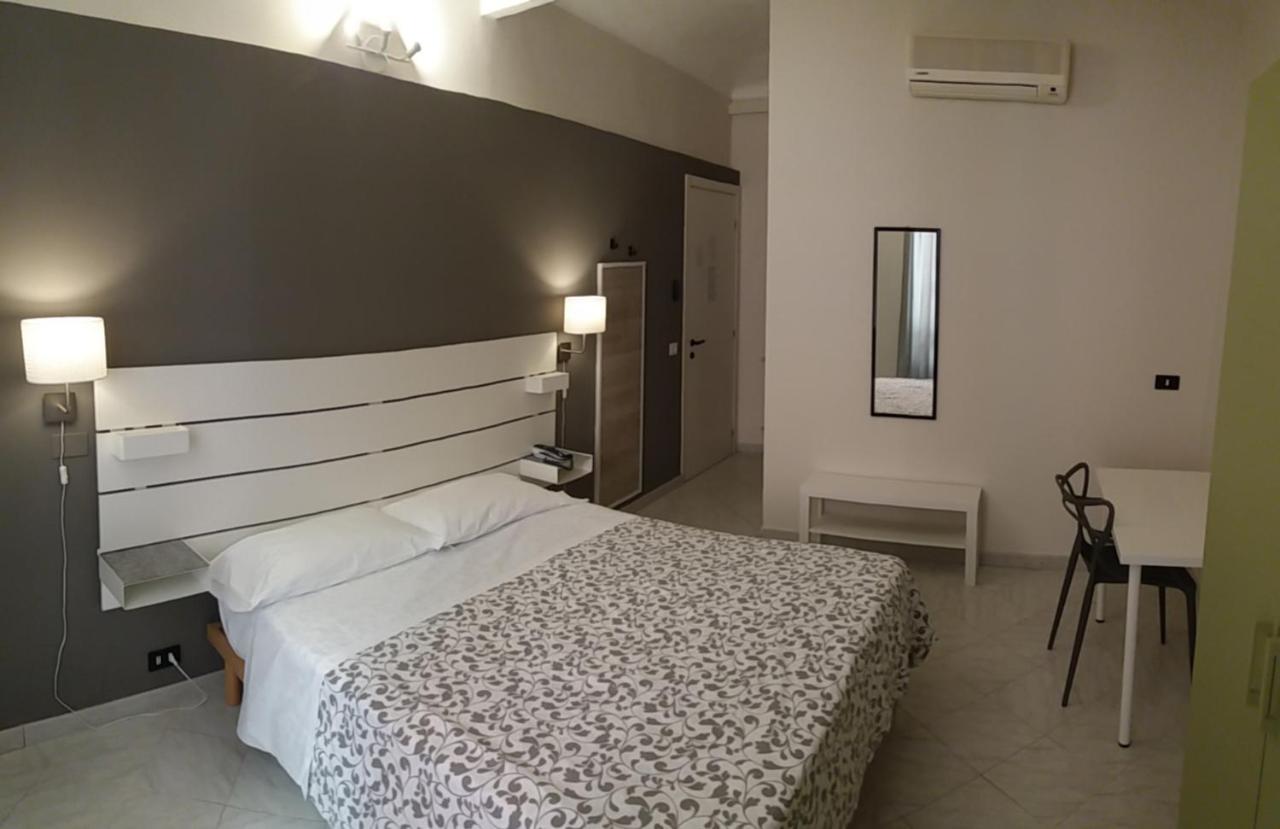 Hotel Malibu สโปตัวร์โน ภายนอก รูปภาพ